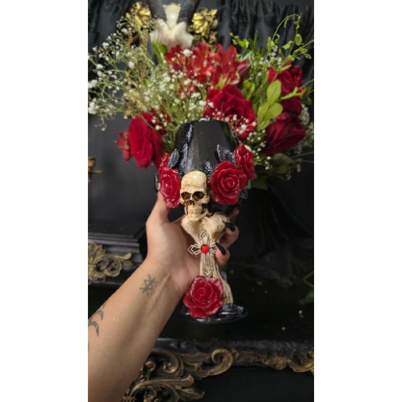 TAÇA POMBA GIRA ROSA CAVEIRA