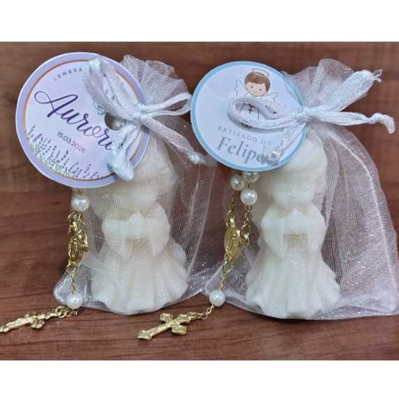 Kit velas perfumada anjinho ou anjinha+ mini terço + saco organza + tag personalizado para batizado, crisma, eucaristia
