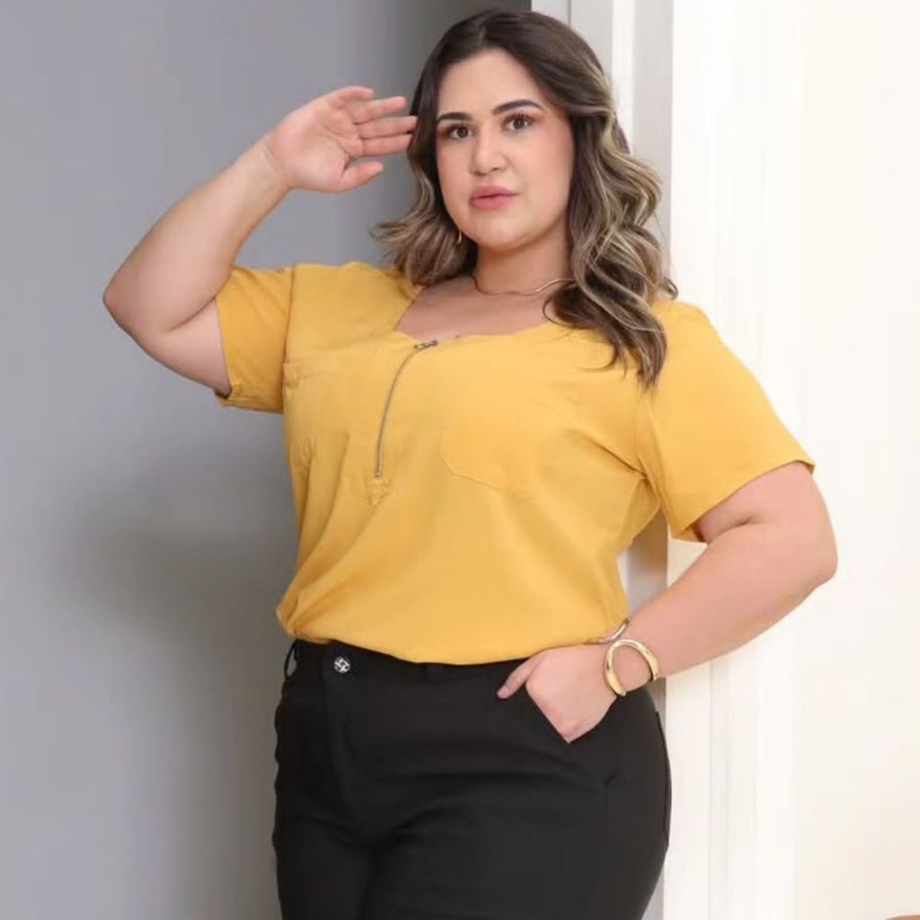 Blusa Plus Size Viscose: O Zíper que Moderniza seu Básico