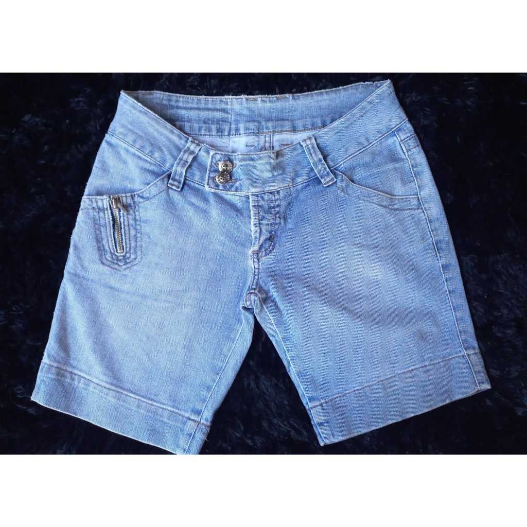 CB 608 - Short bermuda jeans feminino, K2B, cintura baixa, algodão com elastano, tamanho 38 (modelagem pequena)