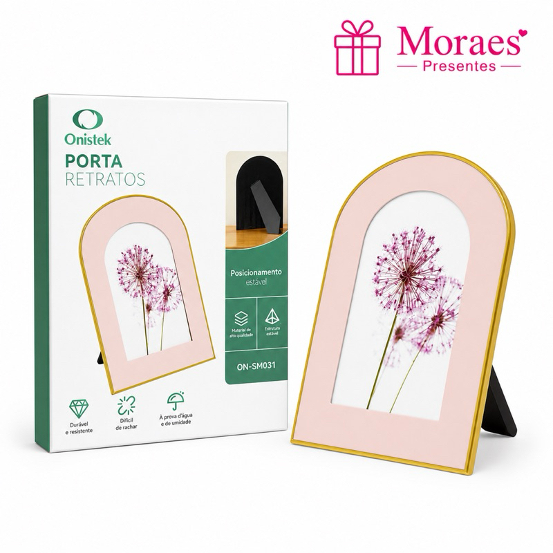 Porta-retrato rosê com borda dourada, elegante, resistente e ideal para decorar qualquer ambiente.