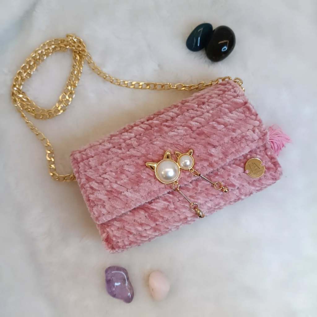 Bolsa de Croche em tela - Veludo Rosa - clutch - Bello Amore