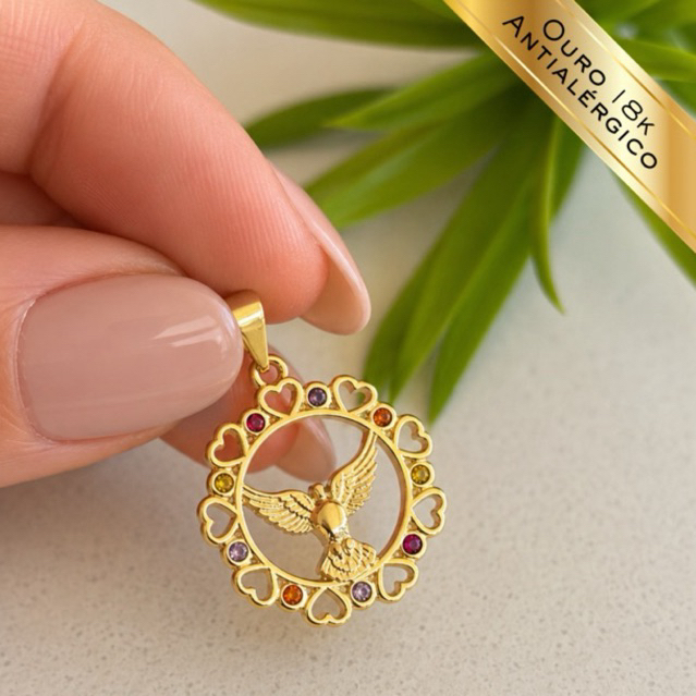 Pingente Religioso Espírito Santo Fé com Zircônias Coloridas Folheado a Ouro 18K