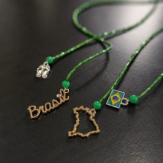 Colar Gravatinha Brasil de Miçangas Vitrilho | Colar Feminino Artesanal Verde com Pingentes BRASILCORE