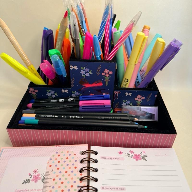 Imagem Kit Meu Cantinho de Gratidão (Organizador de Mesa + Diário da Gratidão)