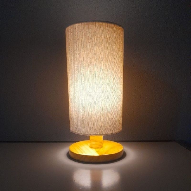 Luminária Abajur Cúpula Cilindrica Tecido Linho natural(Acompanha lâmpada de led 3w pequena)