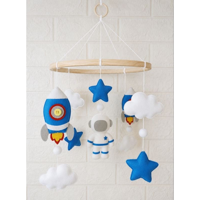 Móbile para Berço Astronauta, Foguete, Estrelas