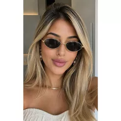 Óculos de Sol Feminino Armação Dourada Lente Preta Fashion Estiloso