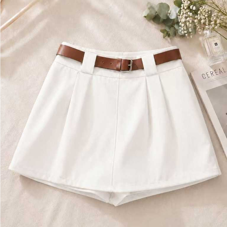 Shorte Saia Feminoina e alfaiataria com cinto com bolso