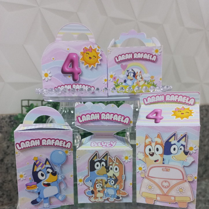 Kit 30 Caixinhas / FESTA PERSONALIZADA /Lembrancinhas Aniversário Infantil temas a escolha ( MONTADA)