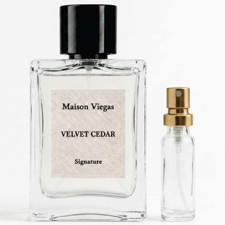 Velvet Cedar Maison Viegas Perfume