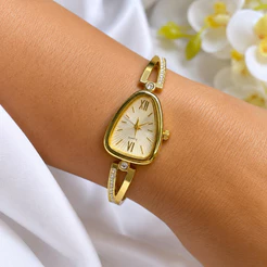 Relógio Feminino Bracelete Dourado Aço Inox Pedras Zircônia Quartz Elegante