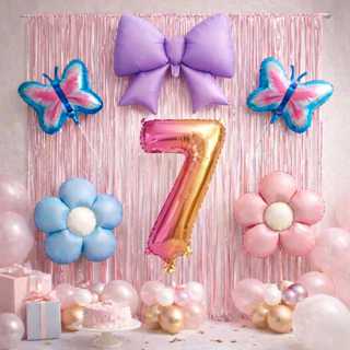 Kit Decoração Festa c/ cortinas, balão número, balões flor, borboleta e laço, aniversários, mesversário, comemorações em Oferta na Shopee