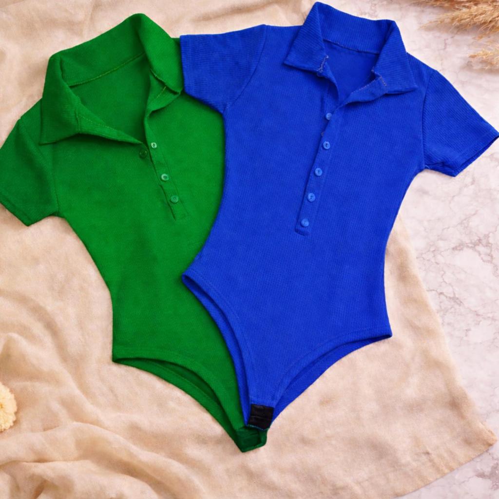 Kit 2 Body Feminino Canelado Gola Polo Manga Curta com Botões tendência