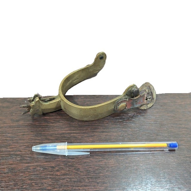 Espora Bronze Unid Antiguidade Colecionável  12x8,5x4cm 240g