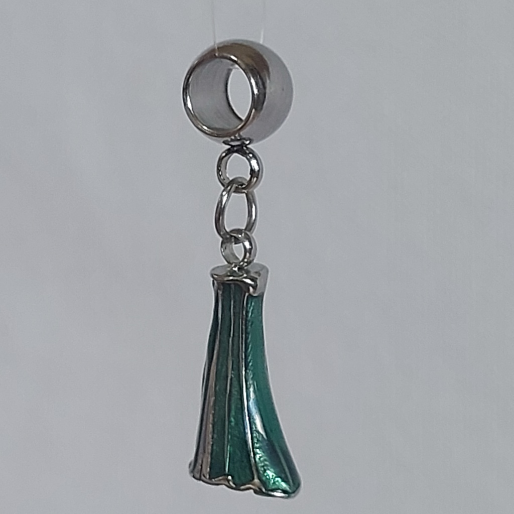 Berloque Pingente Vestido de Princesa Azul Turquesa Em Aço Inox Cirúrgico 316L