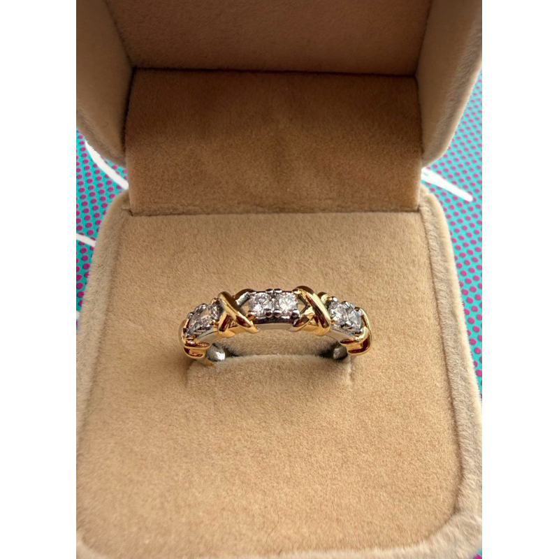 Anel da moda modelo X banho prata com detalhes dourados e zircônias cristal em Oferta na Shopee