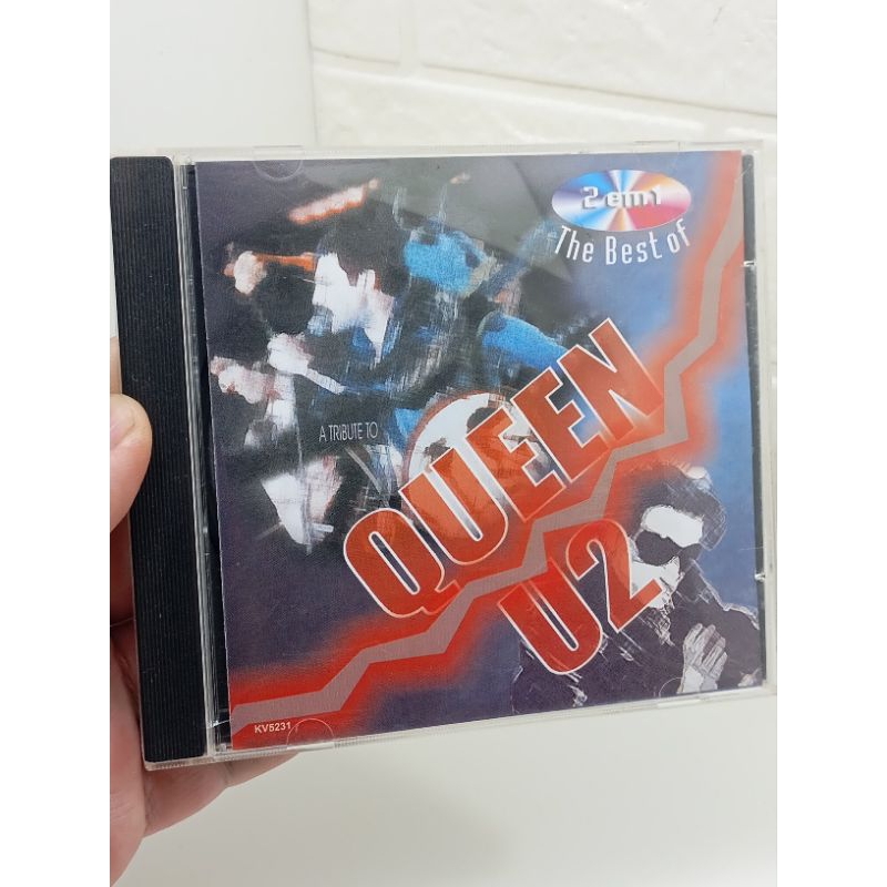 CD Queen 02  - 2 em 1 The best OF  - Disc digita - Original -  Midia Impecável - Conservado - Pronta Entrega REF:CD50