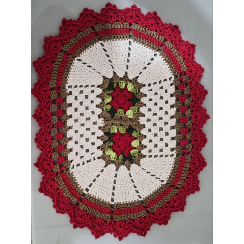 Tapete de Crochê Artesanal Barbante Fio 06 – Jogo com 1 ou 2 Peças – Tapete Decorativo medindo aproximadamente 52×42