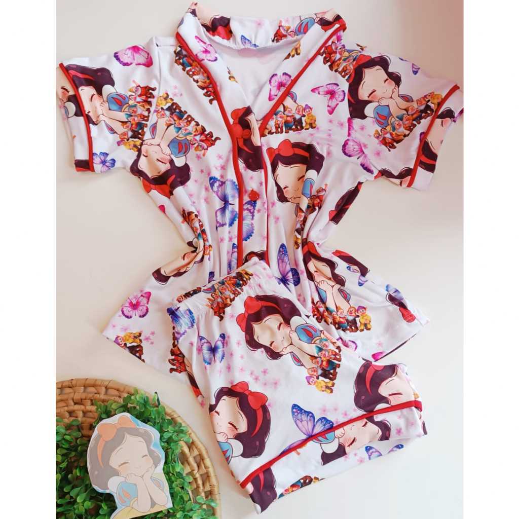 Pijama Infantil Branca de Neve Feminino Luxo com Botões | Conjunto Short e Blusa Confortável | Moda Infantil PP ao G