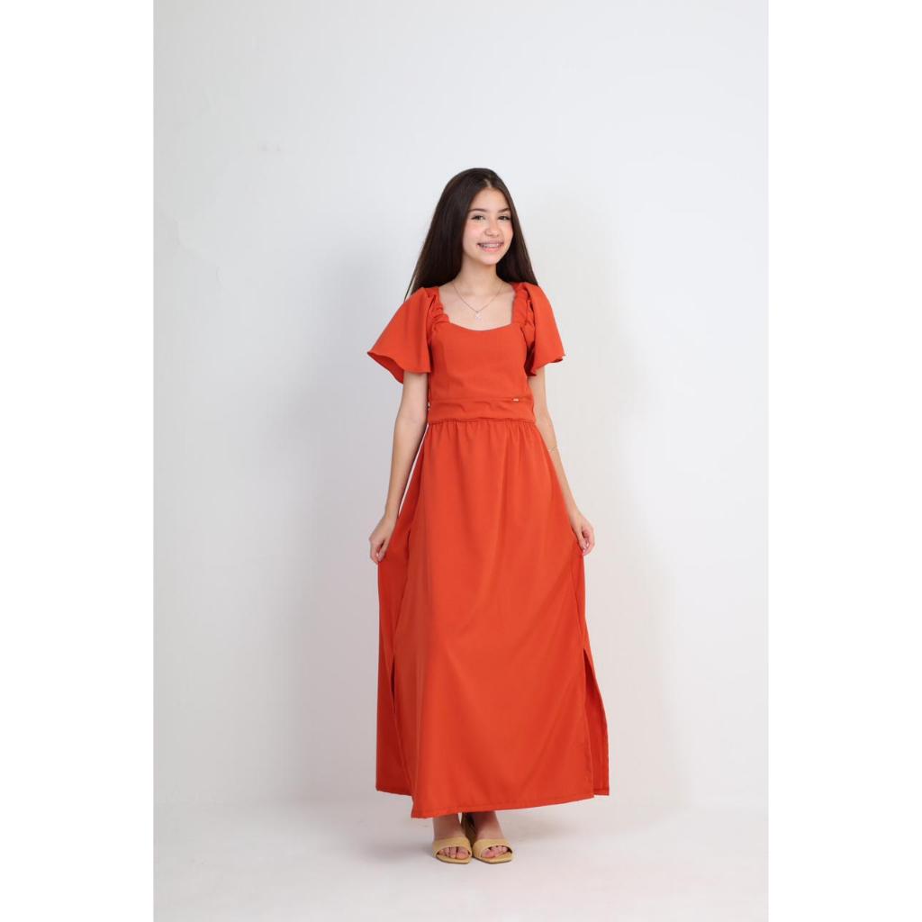 Vestido Infantojuvenil Ciganinha Longo com Fenda Lateral e Elástico na Cintura e Costas