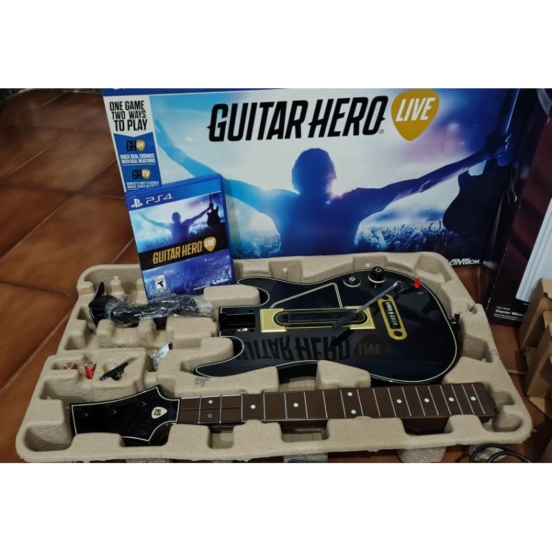 Jogo Guitar-Hero Live para PS4 semi novo