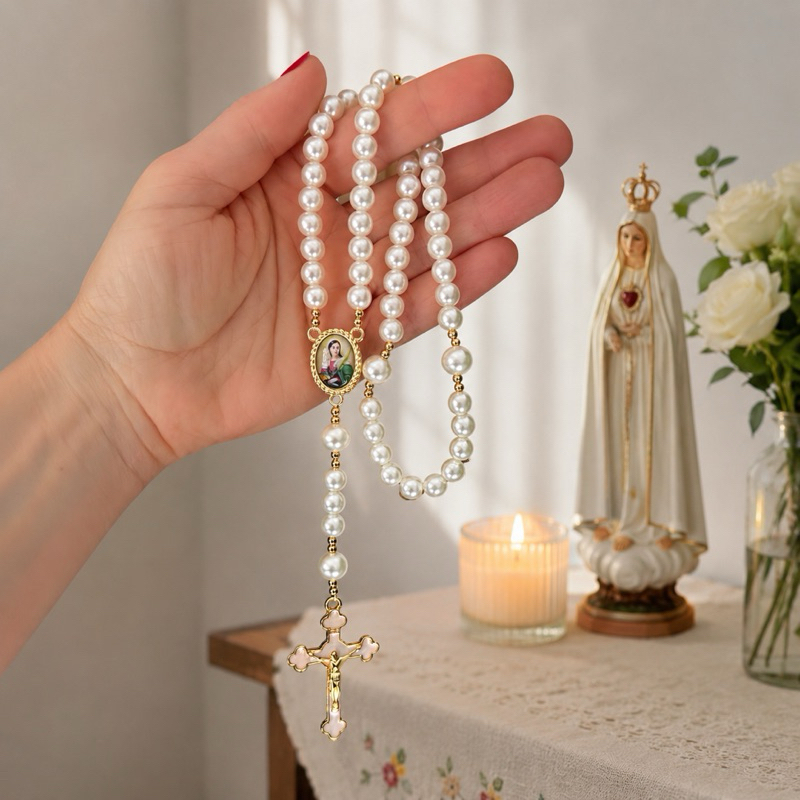Terço Santa Luzia em pérolas kit com caixa de presente e organza terço personalizado