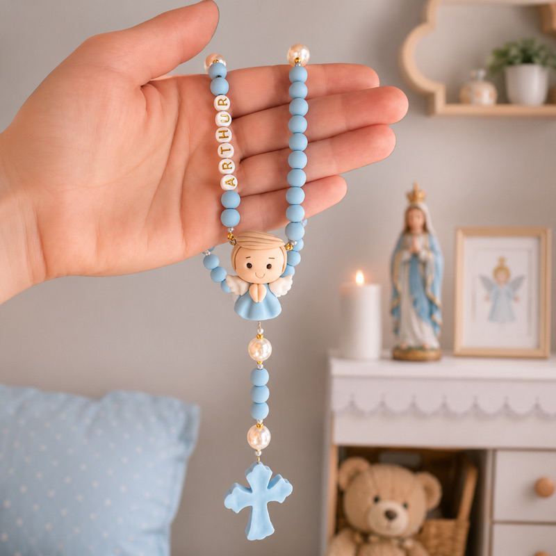 Terço para berço batizado nascimento Pequeno anjo divino loiro kit com caixa de presente  terço infantil personalizado