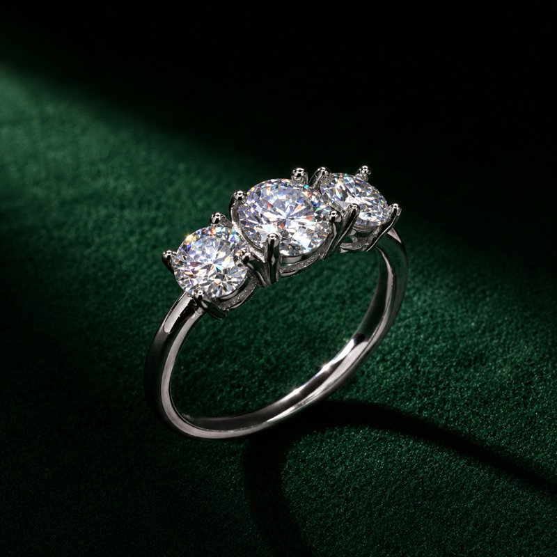 Anel Prata 925 Moissanite 3 Pedras com Pedra Central 6mm Sofisticado