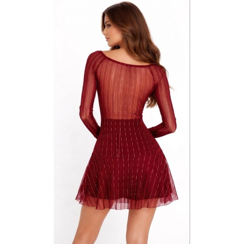 Vestido VERMELHO, moda balada, tule com forro em Suede super confortável não pinica, acompanha short. — imagem 2 de 2