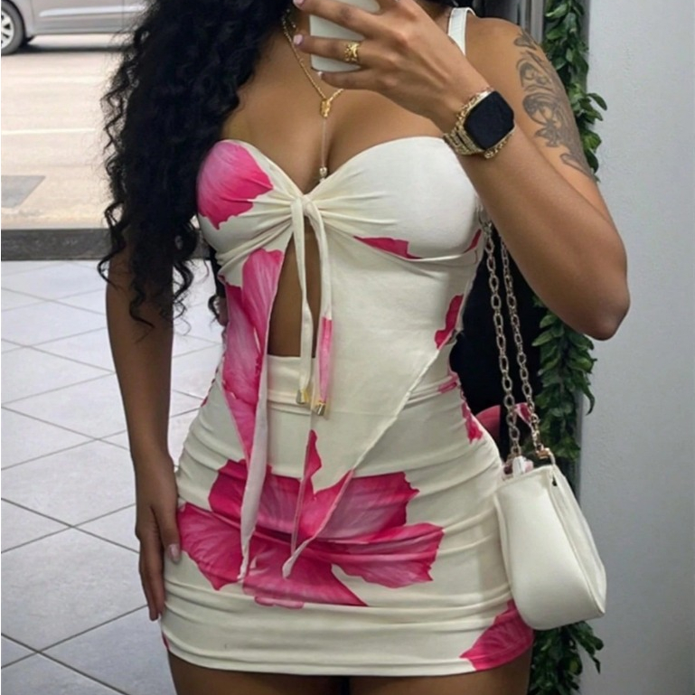 Conjunto Feminino Estampado Cropped e Saia Empina Bum Bum, Conjunto Mini Estampas florais Laterais Drapeadas Tendência