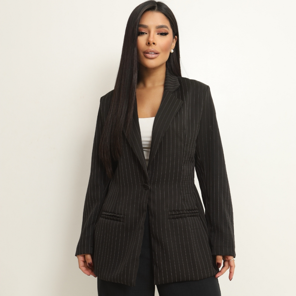Blazer Alfaiataria Feminino Risca de Giz Branco Preto Elegante Social Terninho Chique