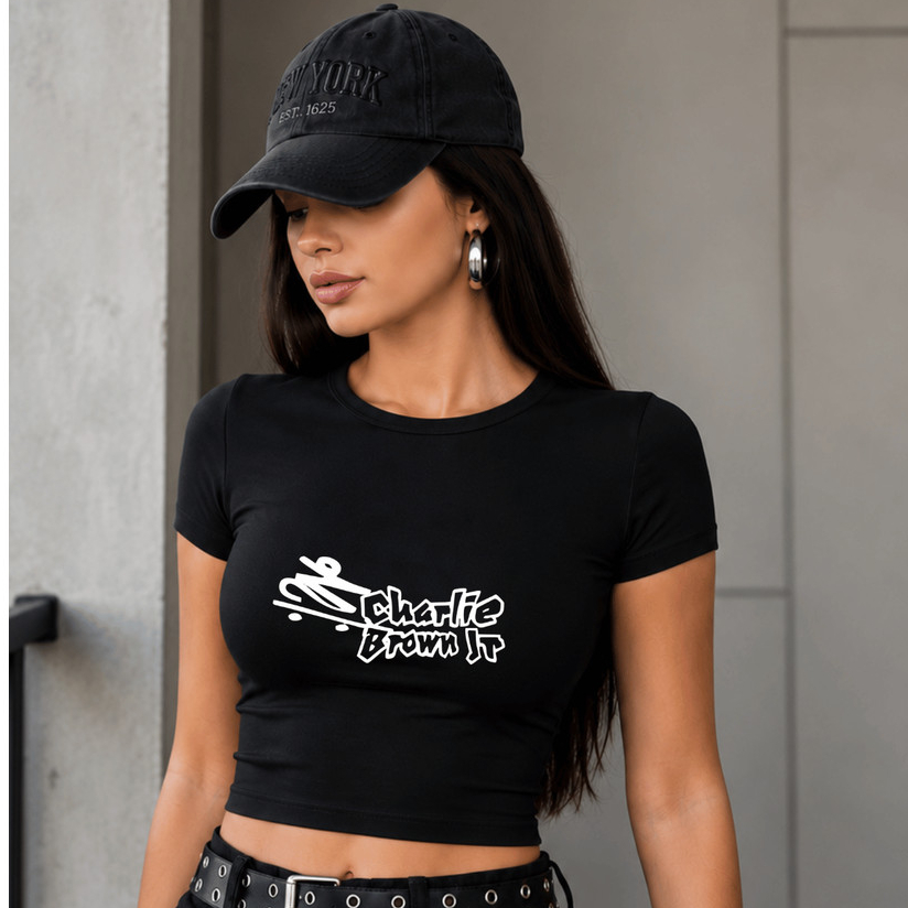 Blusinha Camiseta Baby Look BabyTee Coladinha Feminina Suplex Estilosa Confortável Macia Leve Estampada Charlie Brown Jr