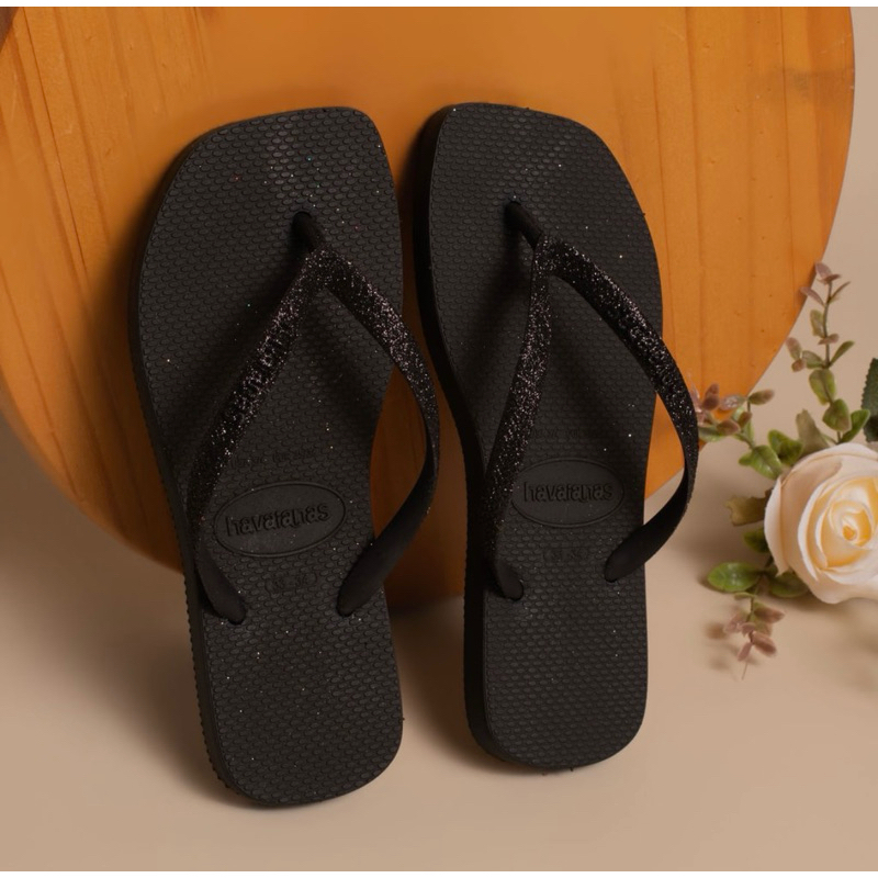 Chinelo Feminino Elegante com detalhe nas Tiras   – Macio, Leve e Tendência Moda 2026