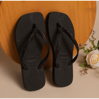 Chinelo Feminino Elegante com detalhe nas Tiras   – Macio, Leve e Tendência Moda 2026