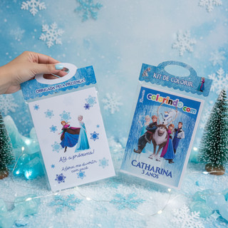 Kit de colorir - Livro de colorir + giz de cera - FROZEN - Lembrancinha