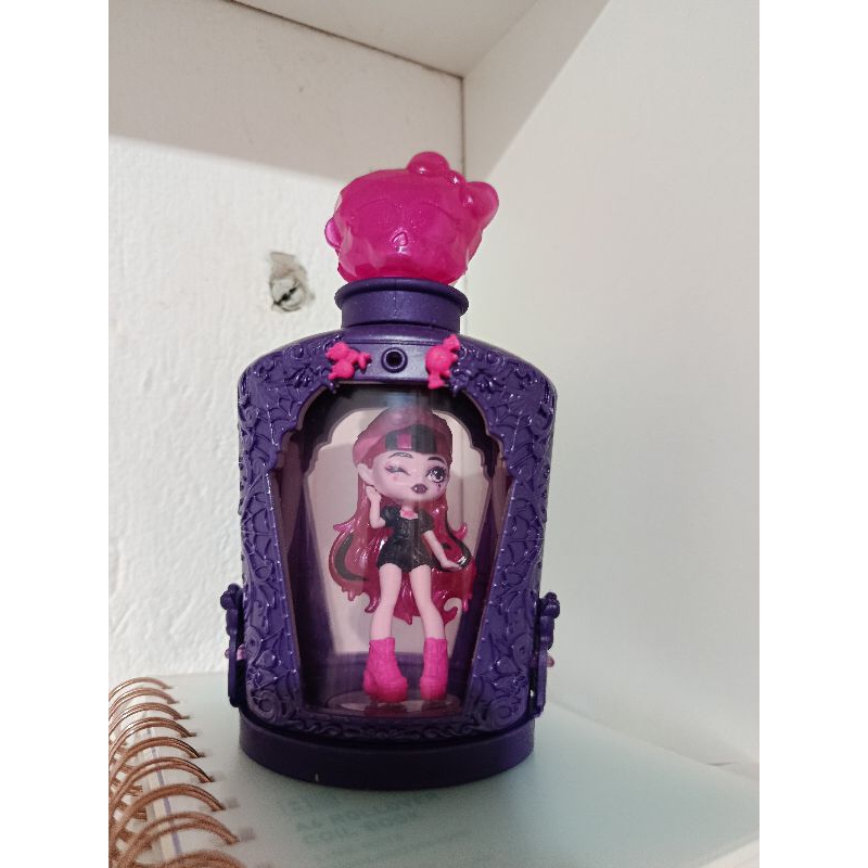 Monster High boneca poções monstro - Draculaura e Lagoona - USADA