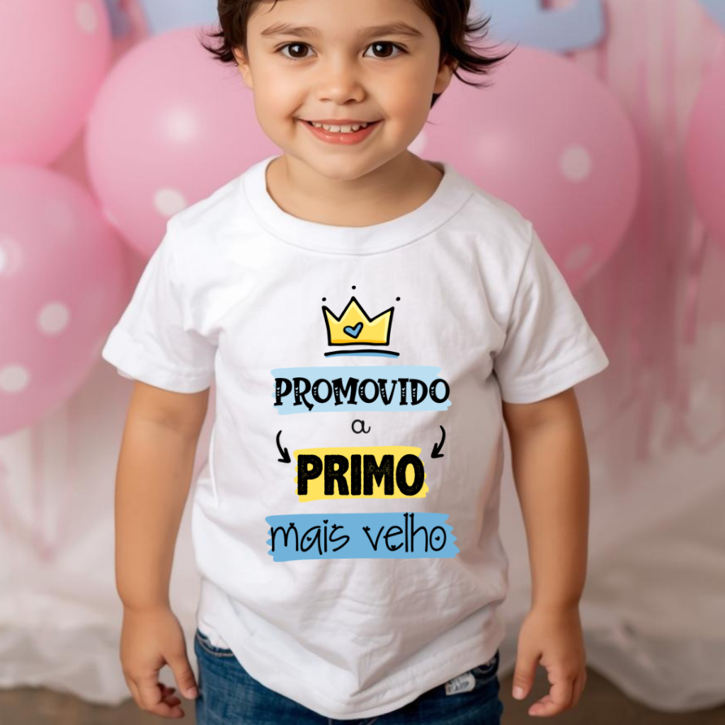 Camiseta Infantil Promovido a PRIMO MAIS VELHO - Chá de bebê - Chá Revelação ZLprint