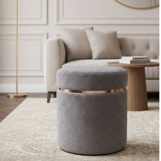 PUFF COM DETALHES ROSE GOLD TECIDO BOUCLE CINZA - LET MÓVEIS