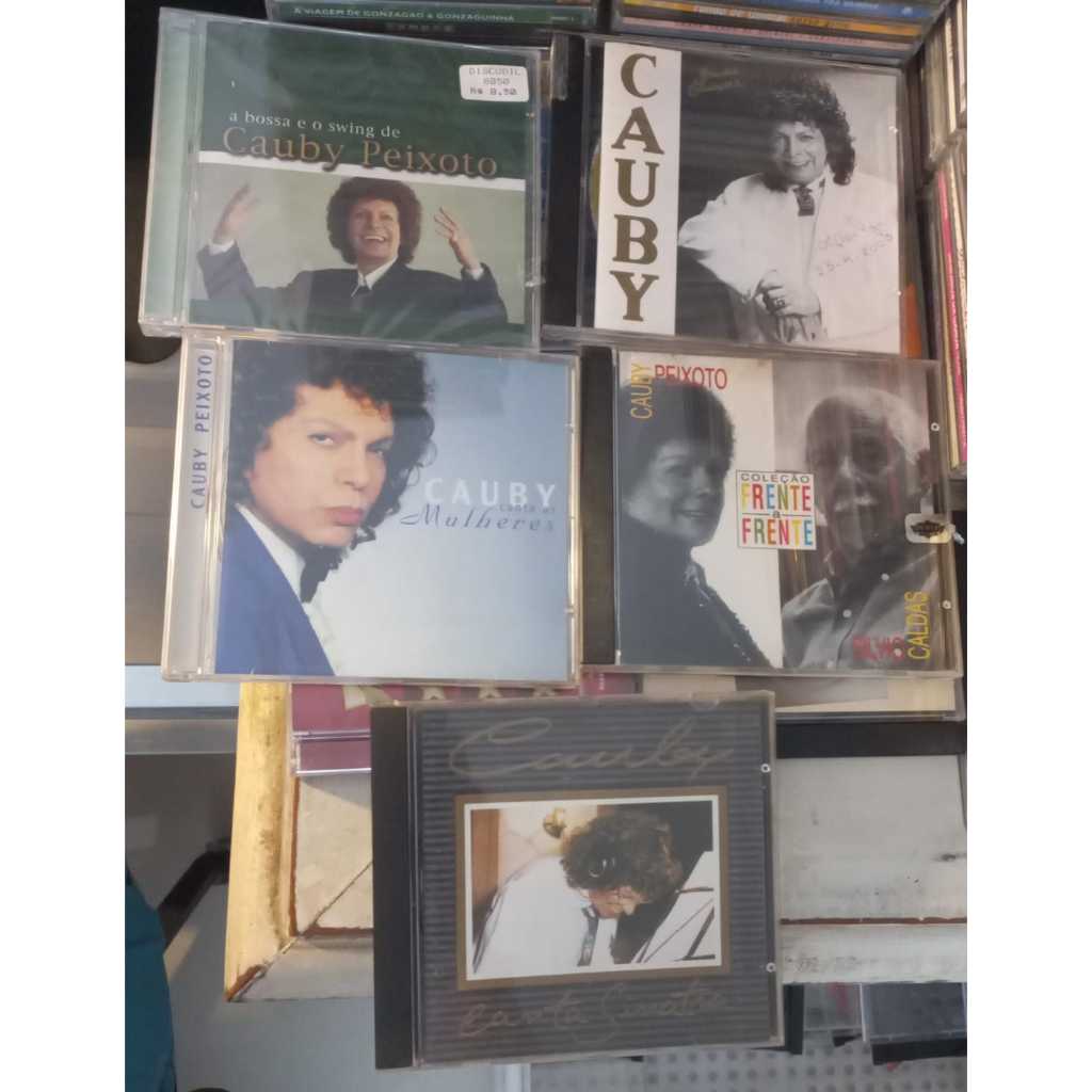 Cd Cauby Peixoto - A bossa e o swing Canta as mulheres Grandes emoções Frente a frente silvio caldas sinatra