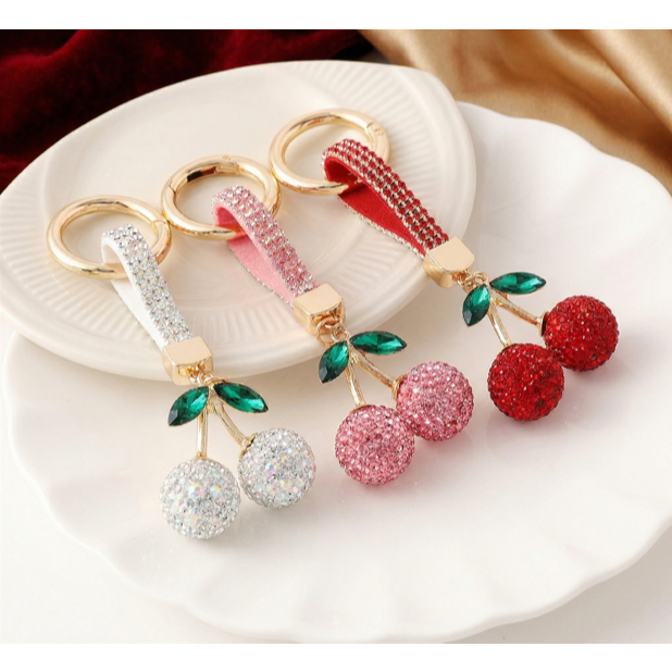 Presente Feminino Chaveiro Frutas Strass Cereja, Morango Brilhante Blogueira - BERRY JEWELS - Pingente de Bolsa