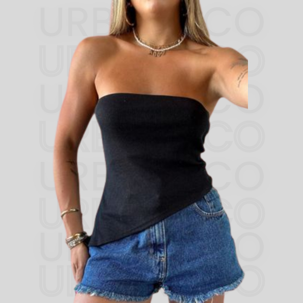 Blusa Tomara que Caia Assimétrica Canelada: O Ponto Alto da Moda Moderna