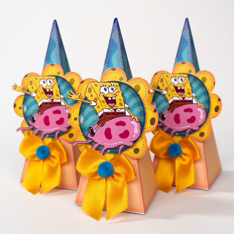 Kit 10 Unidades Caixa Cone / Pirâmide Bob Esponja Luxo  Personalizada Nome - Papel Fotográfico Brilho