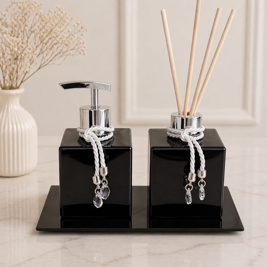 Kit Lavabo Cubo Preto 250ml / Prata, Frasco De Vidro Para Difusor De Ambiente  E Sabonete Líquido +Bandeja Preta+Varetas