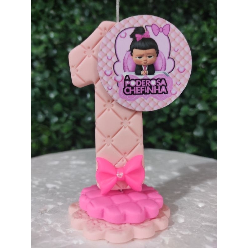 vela de aniversário personalizada com tema poderosa chefinha/Topo de bolo/Decoração festa/vela biscuit