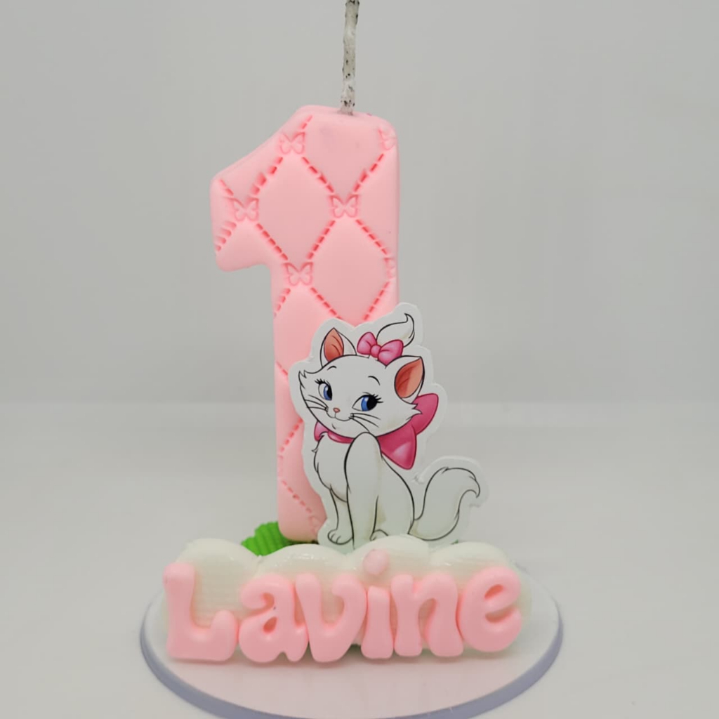VELA PERSONALIZADA TEMA GATINHA MARIE VELA DE BISCUIT PARA FESTA DE ANIVERSÁRIO