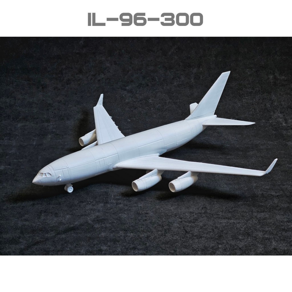 Kit Avião Ilyushin IL-96 300 Maquete Escala 1:144 Plastimodelo