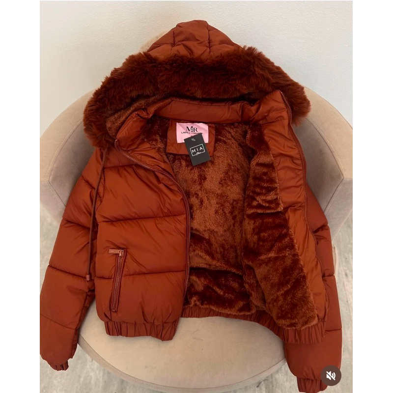 Jaqueta Feminina Puffer Forrada Térmica Peluciada Com Touca Removível Estilosa e Quentinha Inverno