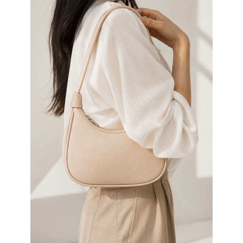 Bolsa Feminina Meia Lua Bege Clássica Elegante Bolsa de Ombro Casual, Fashion e Moderna — imagem 2 de 2