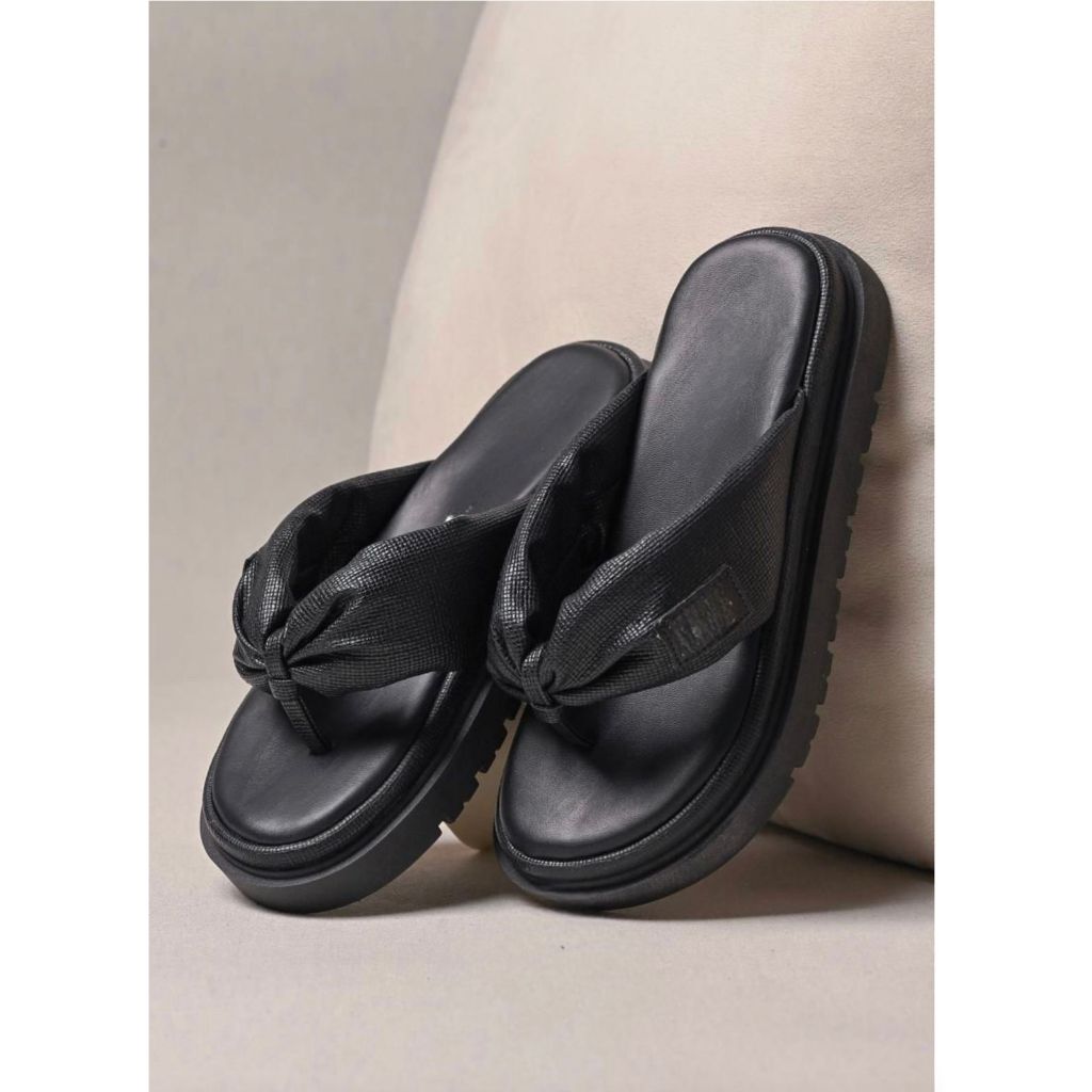 Sandália Feminina Plataforma com Nó – Conforto e Estilo para o Dia a Dia Flat! — imagem 2 de 2